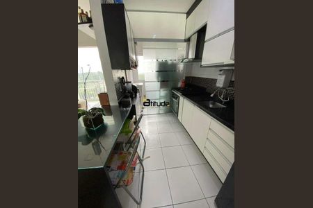 3_photo/94cf0113b3.ced48c6b5771141e-ATLAS-0f93382f-6cf5-4df0-97b3-416a26a47d85.jpg de apartamento à venda com 2 quartos, 57m² em Parque Viana, Barueri