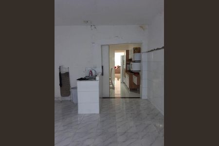 11_photo/94cf011ae9.05acccb2dbb53537-ATLAS-ddb45193-a816-4e23-a727-450ec2559a5e.jpg de casa à venda com 2 quartos, 209m² em Jardim do Líbano, Barueri