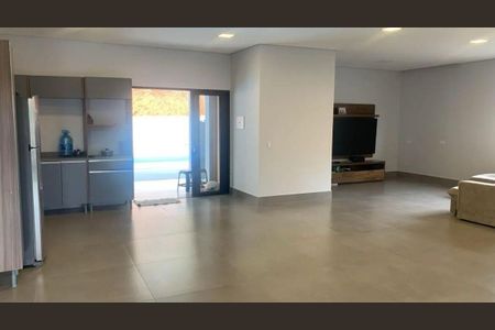 3_photo/94cf011afb.ceff8192393c33de-ATLAS-58cd2fdb-0e6d-4b4e-b15c-bfb68491131d.jpg de casa à venda com 3 quartos, 306m² em Residencia, Barueri