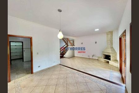 3_photo/94cf011bc5.b341d98dfc7fcb37-ATLAS-5bb849d7-e5d6-4bb4-954b-8c56dfb2c7b0.jpg de casa à venda com 5 quartos, 360m² em São Fernando Residencia, Barueri