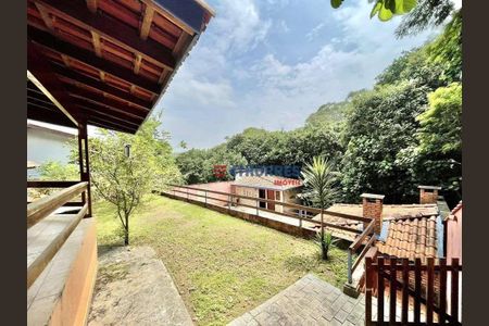 6_photo/94cf011bc5.b341d98dfc7fcb37-ATLAS-e0cb2bbf-f9f3-4778-aa65-588f65b419f6.jpg de casa à venda com 5 quartos, 360m² em São Fernando Residencia, Barueri