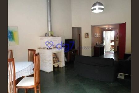 8_photo/94cf011bd1.0523ca05375f13d9-ATLAS-da9d6081-5cdc-48a5-9249-bc2157497ea9.jpg de casa à venda com 3 quartos, 276m² em Jardim do Líbano, Barueri