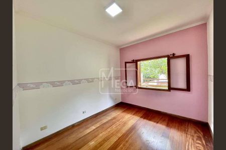 3_photo/94cf011bdb.6ca99b23ee25b9fc-ATLAS-220647b2-00b9-465c-a1bb-47aebc647e6f.jpg de casa à venda com 5 quartos, 360m² em São Fernando Residencia, Barueri