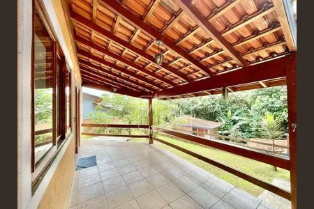 5_photo/94cf011bdb.6ca99b23ee25b9fc-ATLAS-e7117c58-9ac2-4d99-91e3-a893c98a1e7f.jpg de casa à venda com 5 quartos, 360m² em São Fernando Residencia, Barueri