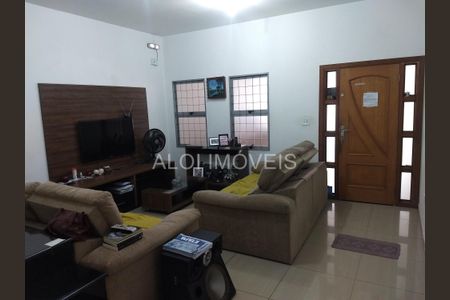 5_photo/94cf013c27.646fae3a1fa4a2d8-ATLAS-af16f2e1-0d56-49e0-a67d-d3f3099a9c1c.jpg de casa à venda com 3 quartos, 308m² em Vale do Sol, Barueri