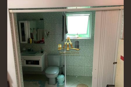 16_photo/94cf013fbf.4a7708b419391496-ATLAS-8e1c8cba-37ff-4590-bed1-97995818aeb6.jpg de casa à venda com 5 quartos, 300m² em Parque dos Camargos, Barueri