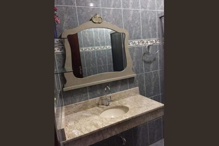 2_photo/94cf0140b3.68fea5cf95d25830-ATLAS-13501305-e8e4-4e4f-bc36-58f16da840ff.jpg de casa à venda com 3 quartos, 300m² em Parque dos Camargos, Barueri