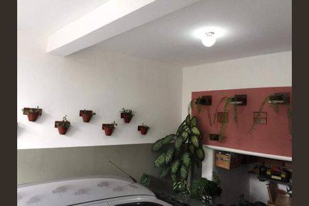 7_photo/94cf0140b3.68fea5cf95d25830-ATLAS-213a0294-b379-4ea5-9e4e-af93e33daaa0.jpg de casa à venda com 3 quartos, 300m² em Parque dos Camargos, Barueri