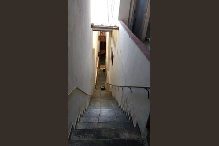 3_photo/94cf0140b3.68fea5cf95d25830-ATLAS-801c25e4-3f9d-40e4-8bfe-d9c610abc887.jpg de casa à venda com 3 quartos, 300m² em Parque dos Camargos, Barueri