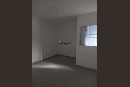 7_photo/94cf01414b.6ee8da92affe58c7-ATLAS-2f789864-d253-4537-842f-412fef6a5baa.jpg de casa para alugar com 3 quartos, 65m² em Parque dos Camargos, Barueri