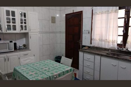 8_photo/94cf0142bf.3ce4fa8b9b20e98d-ATLAS-606ff974-7dda-4a77-8436-b9c6e6463a59.jpg de casa à venda com 6 quartos, 300m² em Jardim Tupa, Barueri