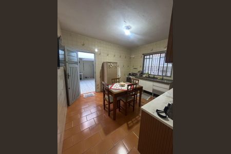 3_photo/94cf01441f.b028408754d3f5d1-ATLAS-03ac314e-df26-4dad-9ffe-977ddb353cff.jpg de casa à venda com 3 quartos, 250m² em Parque dos Camargos, Barueri