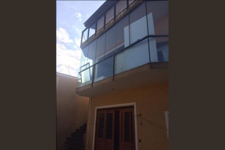 3_photo/94cf01585b.97484f792a469e2d-ATLAS-e164e08b-c821-472c-a75f-7891b68e67a9.jpg de casa à venda com 4 quartos, 300m² em Jardim Silveira, Barueri