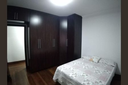 10_photo/94cf015949.7e2ea02b9085bf9d-ATLAS-491f08df-45fd-45c8-b3f8-281483f8e41e.jpg de casa à venda com 3 quartos, 250m² em Jardim Audir, Barueri