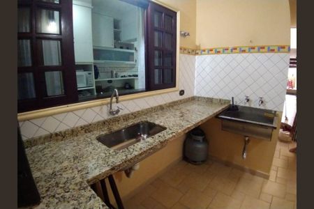 7_photo/94cf015949.7e2ea02b9085bf9d-ATLAS-d4033dc0-5a28-44ba-9fd5-130c877896ef.jpg de casa à venda com 3 quartos, 250m² em Jardim Audir, Barueri