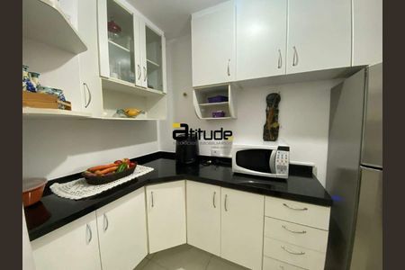 12_photo/94cf015be1.9034fee1f2a82cec-ATLAS-8d4acbaf-d3c9-4b8f-a0c6-1f2ce971f5a7.jpg de casa à venda com 3 quartos, 228m² em Jardim Silveira, Barueri