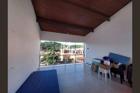 5_photo/94cf015c19.2f15d505e37c7ac5-ATLAS-cc38385c-80dd-41cd-af70-77f010cf8185.jpg de casa à venda com 3 quartos, 285m² em Jardim Sao Jose, Barueri