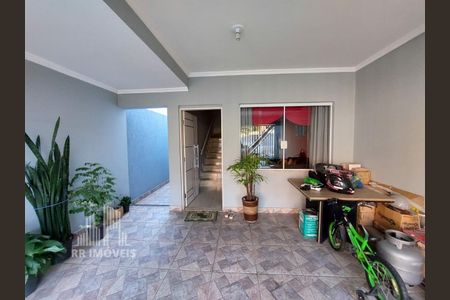 10_photo/94cf015e9f.2f15d505e37c7ac5-ATLAS-58e836c2-0c31-472a-87f8-85497af856f5.jpg de casa à venda com 3 quartos, 285m² em Jardim Audir, Barueri