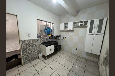 2_photo/94cf01684b.8a3b691a8180766f-ATLAS-05fbfaa8-cfda-4baa-9a34-d7212c5e2548.jpg de casa à venda com 5 quartos, 200m² em Jardim Tupa, Barueri