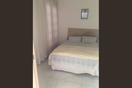 2_photo/94cf017237.6a5e871df73675d5-ATLAS-05cde1bd-6030-4e02-9411-7e98be36567c.jpg de casa à venda com 2 quartos, 192m² em Jardim Maria Helena, Barueri