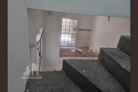 7_photo/94cf0174c1.2f15d505e37c7ac5-ATLAS-2b80309e-a329-4a81-8dba-33a85968384d.jpg de casa à venda com 3 quartos, 110m² em Jardim Maria Helena, Barueri