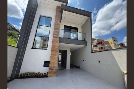 5_photo/94cf0174df.6c2488a1ef1eec95-ATLAS-1b1e60b3-84c1-432c-a6d0-9e9f2cf4911c.jpg de casa à venda com 3 quartos, 137m² em Vila do Conde, Barueri