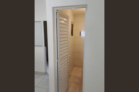 13_photo/94cf018719.4cea1a0b3f6bbd2f-ATLAS-df841972-66ac-4be7-be13-74080bca723f.jpg de kitnet/studio para alugar com 1 quarto, 30m² em Vila Pouso Alegre, Barueri