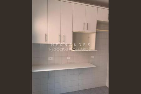 2_photo/94cf01876d.ff8bc8ff8f299a91-ATLAS-0ff3c82b-80fa-42bf-bbbd-97ff523153a2.jpg de casa à venda com 3 quartos, 120m² em Aldeia, Barueri