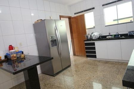 3_photo/94cf0187ab.38153d79977beed0-ATLAS-39f2ee77-33a3-4008-bf1d-7c0e485d1dc6.jpg de casa à venda com 3 quartos, 124m² em Nova Aldeinha, Barueri