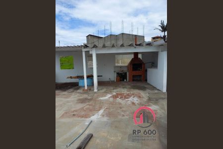 1_photo/94cf019197.3714cccd63f8fe2d-ATLAS-5f6acff1-efd4-4ded-9ad3-3af49af3ef5e.jpg de casa à venda com 7 quartos, 240m² em Vila Terezinha, Carapicuíba