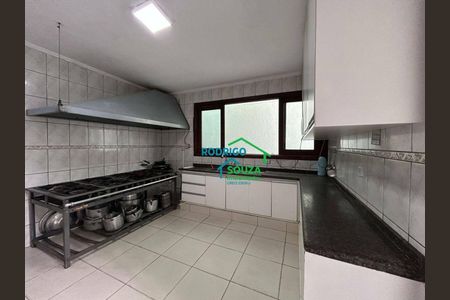 15_photo/94cf019a55.293beab597bfd217-ATLAS-de81f68d-ff60-4e96-b22a-02aa3d744ba3.jpg de casa para alugar com 3 quartos, 200m² em Vila Sul Americana, Carapicuíba