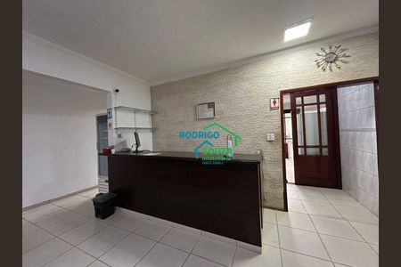 4_photo/94cf019a55.293beab597bfd217-ATLAS-defeb5d6-65c0-4c20-97c8-e6effa3507c4.jpg de casa para alugar com 3 quartos, 200m² em Vila Sul Americana, Carapicuíba