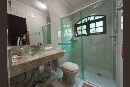 12_photo/94cf019a55.293beab597bfd217-ATLAS-e1e6d807-9e7d-4f12-8e7f-588328a84fa3.jpg de casa para alugar com 3 quartos, 200m² em Vila Sul Americana, Carapicuíba