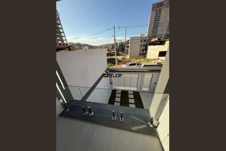 2_photo/94cf01a081.5564e16b2c01dcfa-ATLAS-510f8bbc-a5c8-43bb-90ef-f4f2beaba415.jpg de casa à venda com 3 quartos, 120m² em Votupoca, Barueri