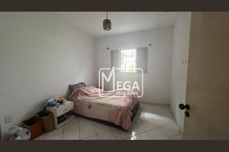 3_photo/94cf01a1b9.659a87058c63fa0f-ATLAS-e33eb419-7655-4c60-a385-893db22905cd.jpg de casa à venda com 6 quartos, 153m² em Vila Lourdes, Carapicuíba