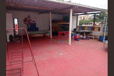 13_photo/94cf01a5b7.7e2ea02b9085bf9d-ATLAS-48f77916-fcd7-4927-a6e7-0b88f5f4ceeb.jpg de casa à venda com 5 quartos, 240m² em Cidade Ariston Estela Azevedo, Carapicuíba