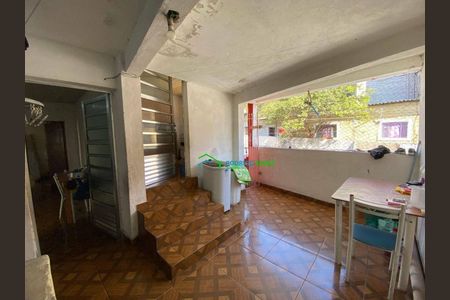 36_photo/94cf01a5b7.7e2ea02b9085bf9d-ATLAS-646ee2f9-9cef-4c98-b60d-ac131e28c436.jpg de casa à venda com 5 quartos, 240m² em Cidade Ariston Estela Azevedo, Carapicuíba