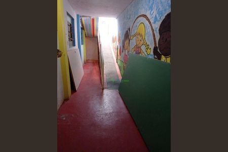 17_photo/94cf01a5b7.7e2ea02b9085bf9d-ATLAS-70d6197e-c021-499a-8e29-24ce8d9cc7c5.jpg de casa à venda com 5 quartos, 240m² em Cidade Ariston Estela Azevedo, Carapicuíba