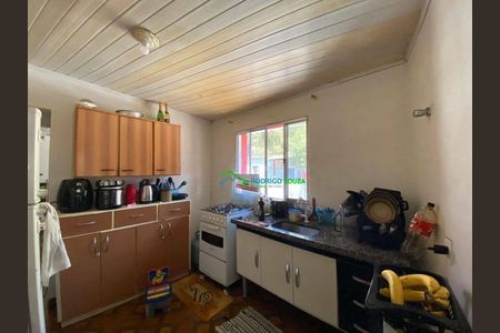 21_photo/94cf01a5b7.7e2ea02b9085bf9d-ATLAS-95f443d2-9f4e-4037-a6ed-2e7c8aade17d.jpg de casa à venda com 5 quartos, 240m² em Cidade Ariston Estela Azevedo, Carapicuíba