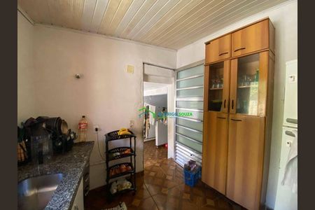 20_photo/94cf01a5b7.7e2ea02b9085bf9d-ATLAS-ea4a3fe0-99c0-4461-999c-5e4d515144fe.jpg de casa à venda com 5 quartos, 240m² em Cidade Ariston Estela Azevedo, Carapicuíba