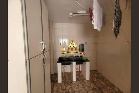 1_photo/94cf01a7fd.f6ee4f8dca2fb9c7-ATLAS-2aa17f50-c58f-4c3b-88b5-32615e4bbcf6.jpg de casa à venda com 3 quartos, 250m² em Parque Viana, Barueri