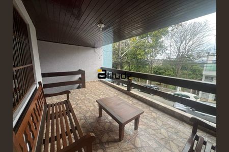 2_photo/94cf01a7fd.f6ee4f8dca2fb9c7-ATLAS-aabd25b2-b1b1-4433-898c-2a11c977aeb4.jpg de casa à venda com 3 quartos, 260m² em Parque Viana, Barueri