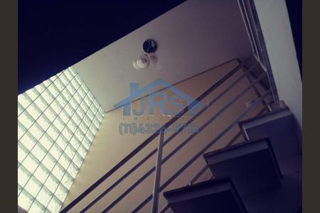 3_photo/94cf01a9e3.6c623372c172fc17-ATLAS-276e0eac-98ef-4fc3-b8d7-a75d5dba0259.jpg de casa à venda com 3 quartos, 250m² em Chácaras do Peroba, Barueri