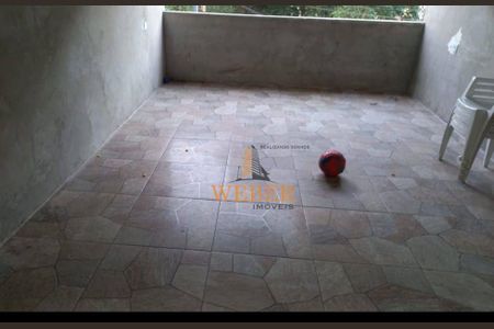 3_photo/94cf01b4bd.dda3a78fb47de289-ATLAS-64b180bf-85b0-4601-926f-de2c0cae5f1d.jpg de casa à venda com 3 quartos, 200m² em Recanto Campy, Carapicuíba