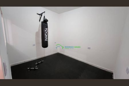 10_photo/94cf01b55f.68a6ad47568d1eff-ATLAS-996ee33b-7edc-47ff-8d3b-8594bfbb6312.jpg de casa à venda com 4 quartos, 240m² em Parque Roseira, Carapicuíba