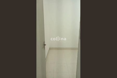 4_photo/94cf01b60f.ceff8192393c33de-ATLAS-6e04b598-5e6e-4d2c-ae30-e0cc3e7b3ed5.jpg de apartamento à venda com 2 quartos, 48m² em Vila America, Carapicuíba