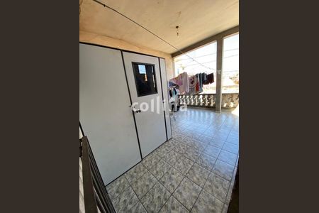 5_photo/94cf01b7a5.ceff8192393c33de-ATLAS-22f807af-56a2-43d8-a22c-00d77dbfd7a1.jpg de casa à venda com 3 quartos, 28m² em Parque Sampaio Viana, Carapicuíba