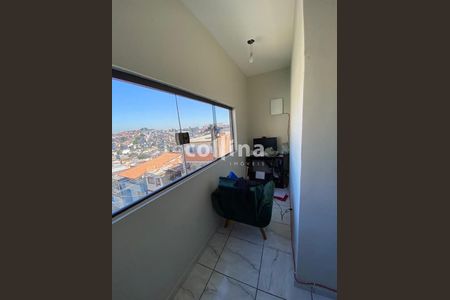 16_photo/94cf01b7a5.ceff8192393c33de-ATLAS-d0bde193-1a88-4051-8b17-ee7c2ea5e453.jpg de casa à venda com 3 quartos, 28m² em Parque Sampaio Viana, Carapicuíba