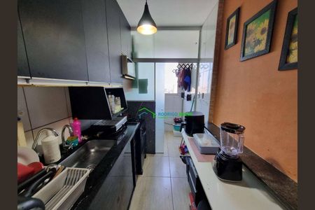 12_photo/94cf01b8bf.a4b9437af0af7b31-ATLAS-0bf28ccc-be5a-4650-b06d-8d3e3ce3b5e7.jpg de apartamento à venda com 2 quartos, 50m² em Vila Merces, Carapicuíba