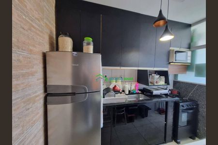 6_photo/94cf01b8bf.a4b9437af0af7b31-ATLAS-a0bf3642-4680-4e2a-892f-d281a157b137.jpg de apartamento à venda com 2 quartos, 50m² em Vila Merces, Carapicuíba